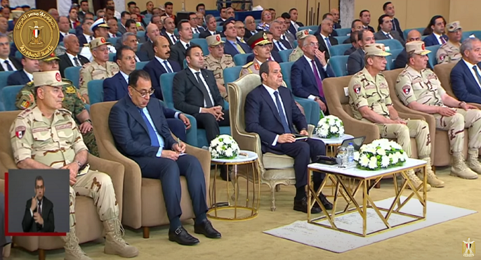 الرئيس السيسي يفتتح موسم حصاد القمح ومصنع إنتاج البطاطس بشرق العوينات