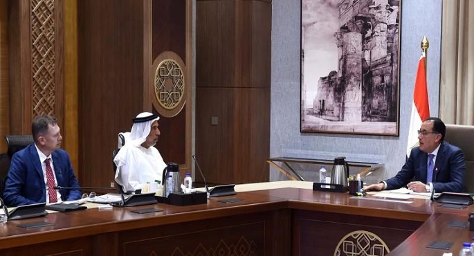 مدبولي: حريصون على إنجاح مشروع شركة القناة لإنتاج السكر بمنطقة غرب المنيا