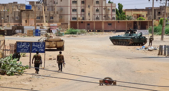 مقتل 14 شخصا بينهم طفلان وإصابة العشرات جراء اشتباكات رئاسة الاحتياطي في الخرطوم