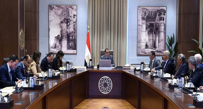 بالصور.. رئيس الوزراء يترأس اجتماع المجلس الاستشاري الاقتصادي لتحفيز مناخ الاستثمار