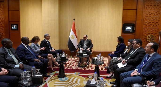 بالصور.. مدبولي : الحكومة ملتزمة بإفساح المجال لتعزيز دور القطاع الخاص في النشاط الاقتصادي