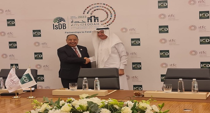 وزير المالية يلتقي مع الرئيس التنفيذي للمؤسسة الدولية الإسلامية لتمويل التجارة
