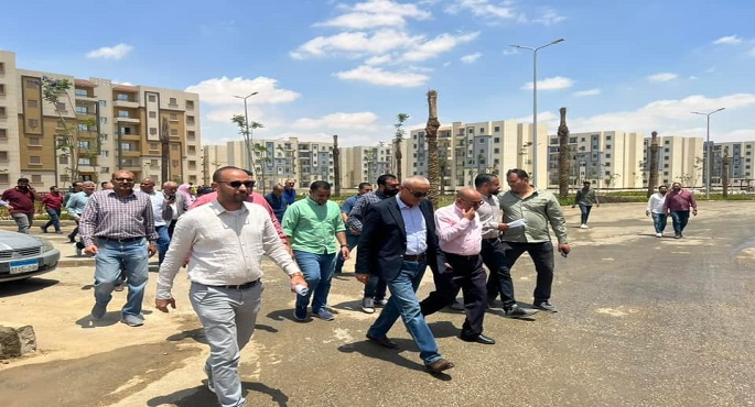 بالصور.. وزير الإسكان يتابع موقف تنفيذ وحدات ” سكن كل المصريين ” وأعمال المرافق الجارية بمدينة أكتوبر الجديدة