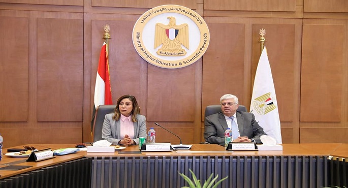 بالصور.. وزير التعليم العالي يرأس الاجتماع الأول لمجلس أمناء بنك المعرفة المصري