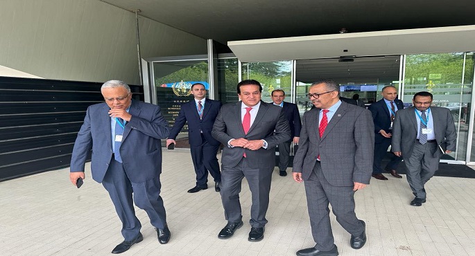 بالصور.. وزير الصحة يدعو مدير عام منظمة الصحة العالمية لحضور المؤتمر العالمي للسكان والصحة والتنمية