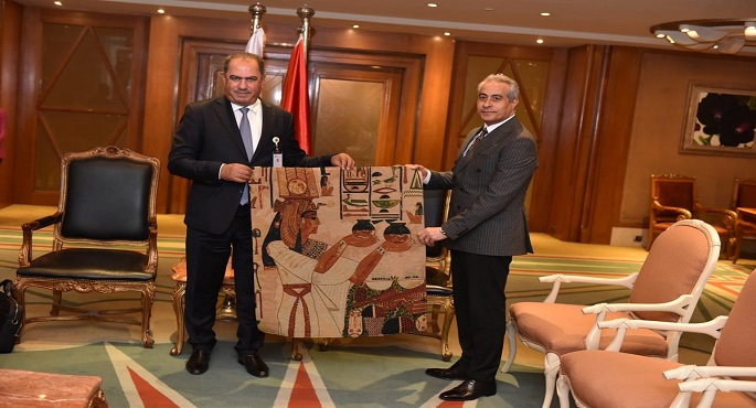 بالصور.. وزير القوى العاملة يلتقي أمين “العمال العرب”..ويؤكد دور العمال المحوري في التنمية