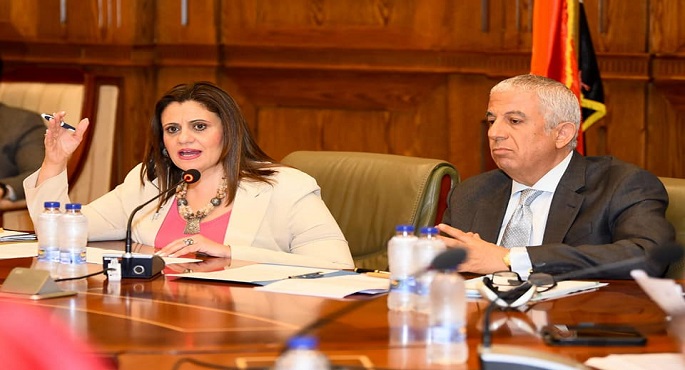 بالصور.. وزيرة الهجرة تعرض مشروع الموازنة العامة لوزارة الهجرة للعام المالي ٢٠٢٣/ ٢٠٢٤