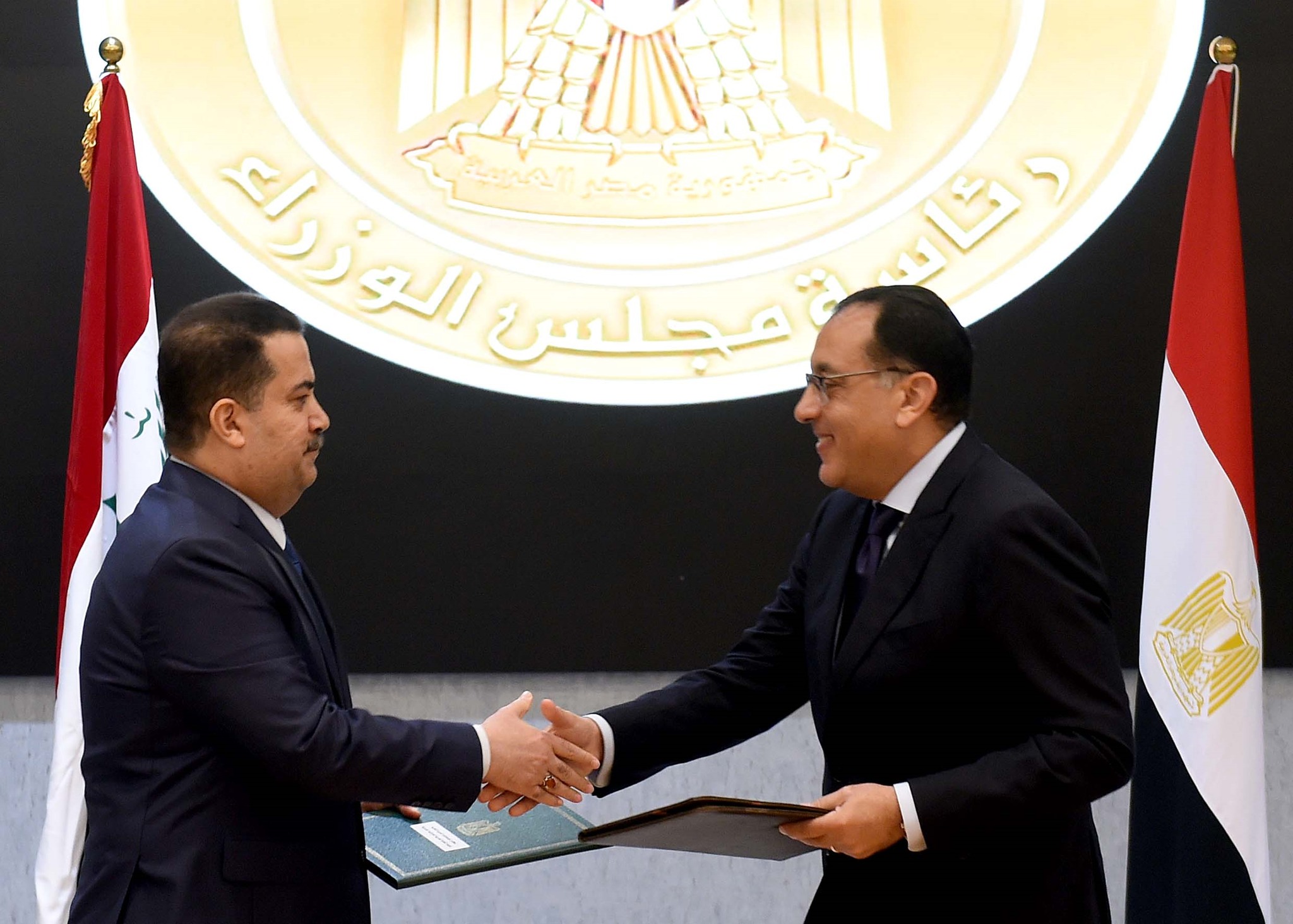 بالصور..برئاسة مدبولي والسوداني ..توقيع 11 وثيقة تعاون بين مصر والعراق على هامش أعمال “اللجنة العليا المصرية  العراقية المشتركة”