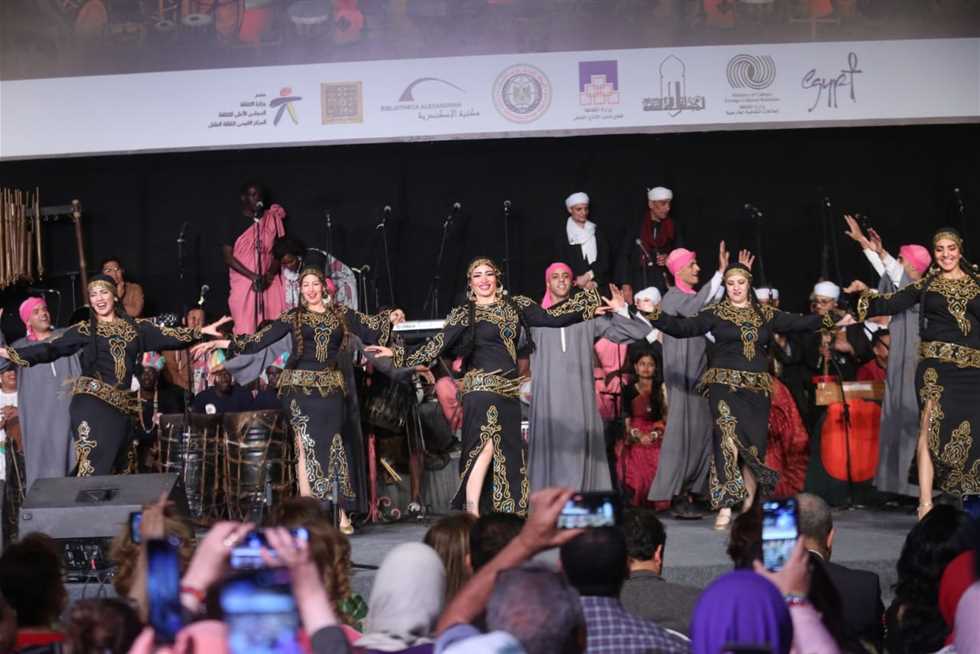 اليوم .. ختام مهرجان الطبول على مسرح السور الشمالي