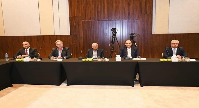 بالصور .. وزير الصناعة يشارك في أعمال اجتماع اتحاد مصنعي السيارات في أفريقيا بالمنطقة الصناعية بشرق بورسعيد