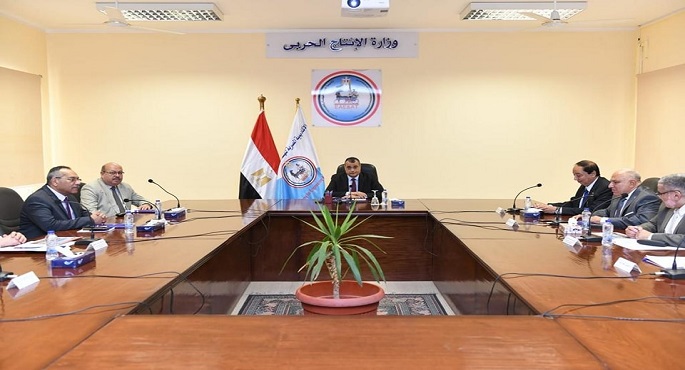 بالصور .. وزير الدولة للإنتاج الحربي يرأس مجلس إدارة الأكاديمية المصرية للهندسة والتكنولوجيا المتقدمة