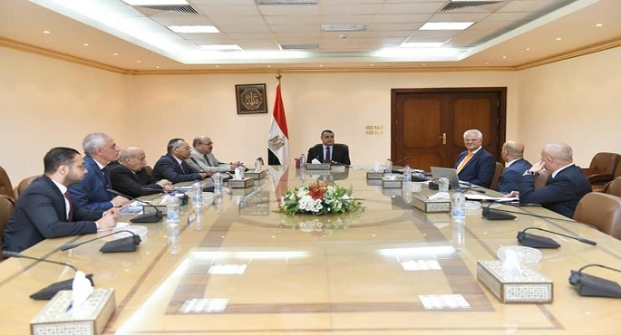 بالصور .. وزير الدولة للإنتاج الحربي يستقبل ممثلي “جرين تك ايجيبت” لمناقشة مستجدات التعاون في مجال إدارة المخلفات