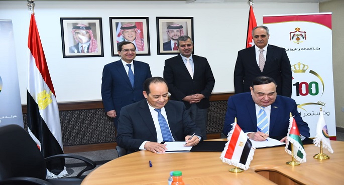 بالصور .. وزير البترول ونظيره الأردني يشهدان توقيع اتفاقيتي تعاون و شراكة في قطاع الغاز الطبيعى