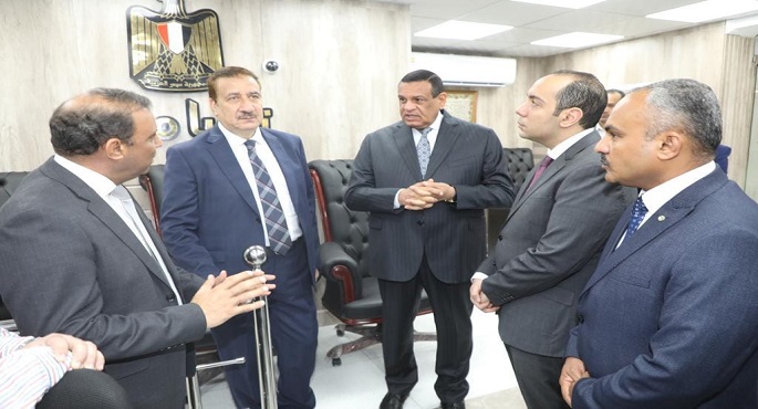 بالصور .. وزير التنمية المحلية يتفقد الشبكة الوطنية الموحدة للطوارئ والسلامة العامة بالديوان العام بالمنوفية