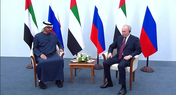 خلال لقاء مع بوتين.. رئيس الإمارات يؤكد استعداد بلاده للمساهمة في تسوية الأزمة الروسية الأوكرانية