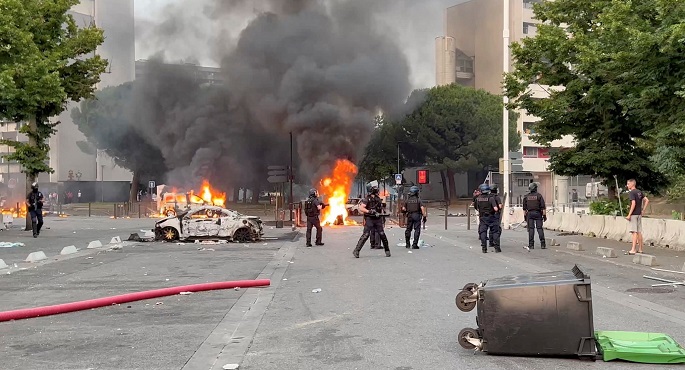 الأمم المتحدة: على فرنسا معالجة “عنصرية متجذرة” بصفوف قوات الأمن