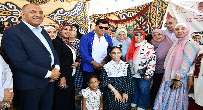 بالصور.. وزير الشباب يفتتح أكبر مركز تخاطب لـ”القادرون باختلاف” بحى الريسة بالعريش