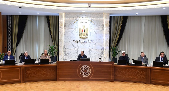 بالصور .. خلال اجتماع مجلس الوزراء .. مدبولي يؤكد أهمية المباحثات التى أجراها الرئيس السيسي خلال قمة باريس