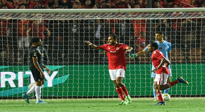 الأهلي يهزم الوداد 2-1 في ذهاب نهائي إفريقيا ويؤجل الحسم للدار البيضاء