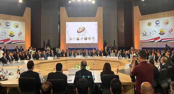 بالصور.. انطلاق أكبر مُلتقي سياسي بمشاركة ٧ كيانات حزبية بينهم مُستقبل وطن وتنسيقية شباب الأحزاب
