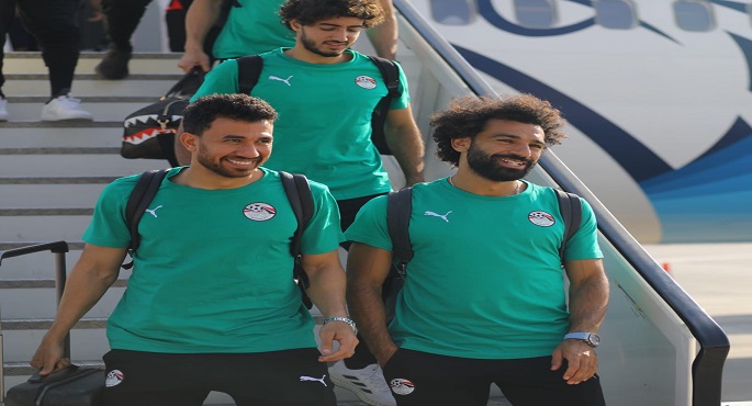 بالصور.. بعثة المنتخب الأول تعود إلى القاهرة بعد الفوز على غينيا وضمان التأهل لأمم أفريقيا