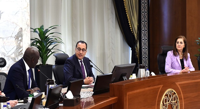 بالصور.. رئيس الوزراء يجتمع مع مؤسسة التمويل الدولية وفريق متابعة تنفيذ اتفاقية الدعم الفني