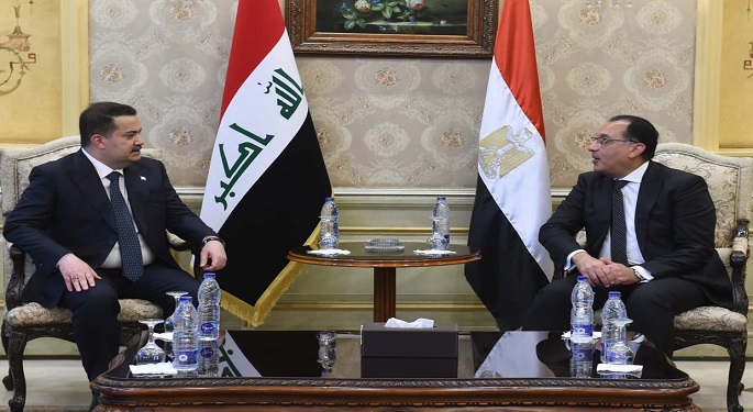 بالصور.. رئيس الوزراء يستقبل نظيره العراقي والوفد المرافق له بمطار القاهرة