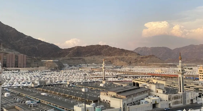 رئيس بعثة الحج الرسمية: تسكين إلكتروني وتكييفات فريون لأول مرة بمخيمات القرعة بمنى وعرفات