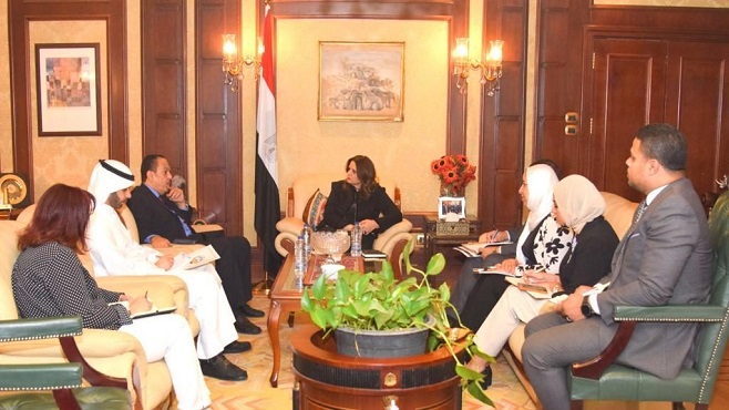 وزيرة الهجرة تستقبل السفير الكويتي بالقاهرة لبحث أوضاع الجالية المصرية بالكويت