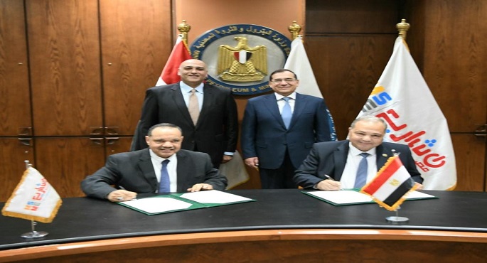 “البترول” تتعاون مع “جهاز تنمية المشروعات” لدعم المشروعات الصغيرة والمتوسطة