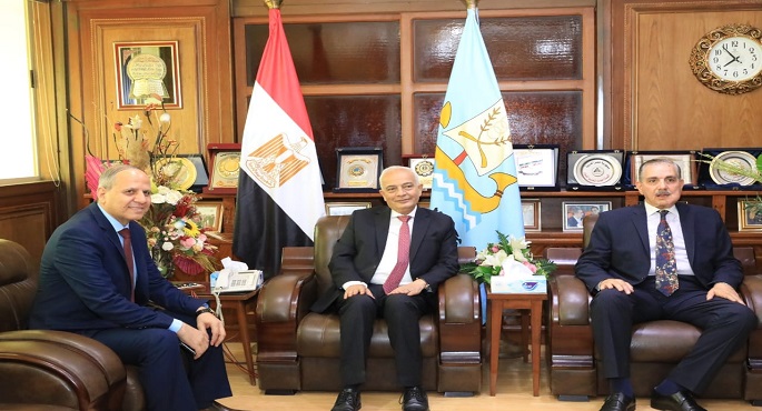 بالصور.. وزير التربية والتعليم يزور كفر الشيخ لمتابعة امتحانات الثانوية العامة بالمحافظة