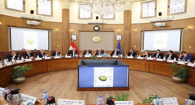 بالصور.. وزير التعليم العالي يرأس اجتماع المجلس الأعلى للجامعات بجامعة قناة السويس