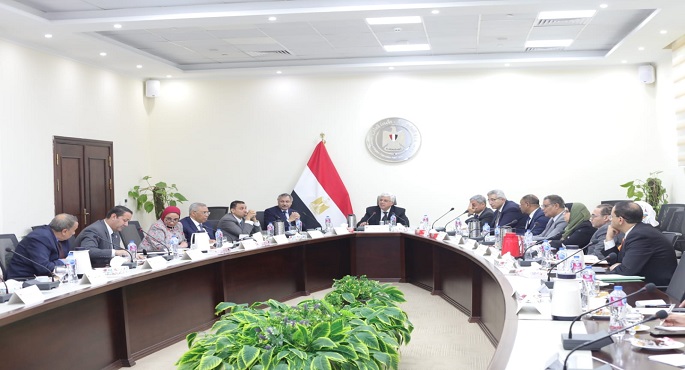 وزير التعليم العالي يرأس اجتماع مجلس المراكز والمعاهد والهيئات البحثية