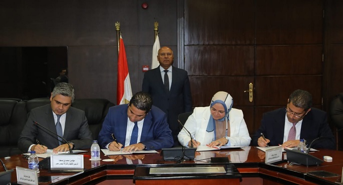 وزير النقل يشهد توقيع مذكرة تفاهم بشأن تأسيس شركة لتقديم الخدمات الاستشارية في مجالات مشروعات النقل