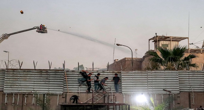 العراق يدين حرق سفارة السويد لدى بغداد