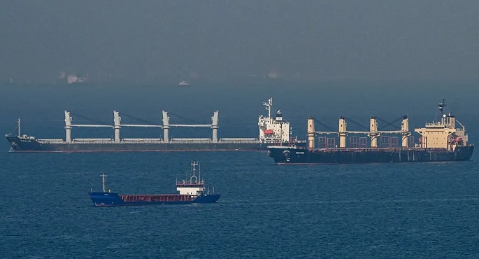 روسيا: العثور على آثار متفجرات على سفينة شحن أجنبية تمر عبر ميناء أوكراني