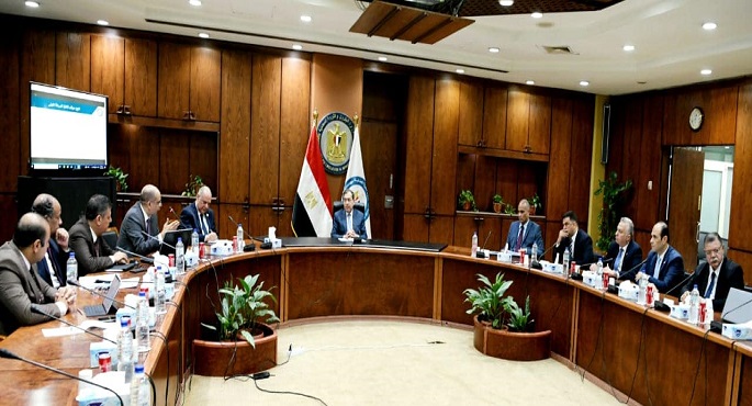 وزير البترول: اهتمام كبير من القيادة السياسية بمشروع إنتاج السيليكون بالعلمين الجديدة