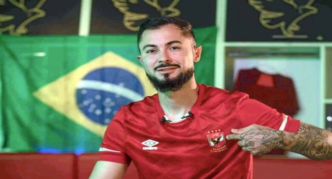 بالصور .. رسميًا .. برونو سافيو يرحل عن الأهلي ويعود إلى ناديه السابق