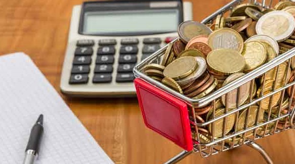 صحيفة بريطانية: تضاعف تكلفة الطعام 3 مرات خلال عامين