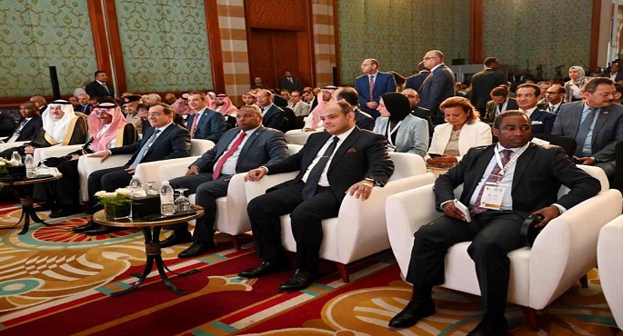 بالصور..وزير التجارة والصناعة يشارك بفعاليات افتتاح النسخة الثانية بمنتدى مصر للتعدين ٢٠٢٣ والمعرض المصاحب له