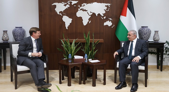 اشتية: الأراضي الفلسطينية تشهد أوضاعًا مُعقدة بشكل غير مسبوق