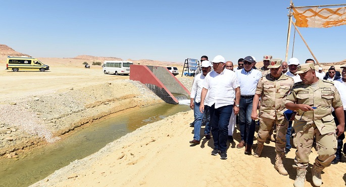 بالفيديو والصور .. مدبولي: “تطوير منظومة الري والصرف” يوجد حلولًا جذرية لمشكلة عانت منها سيوة لعقود