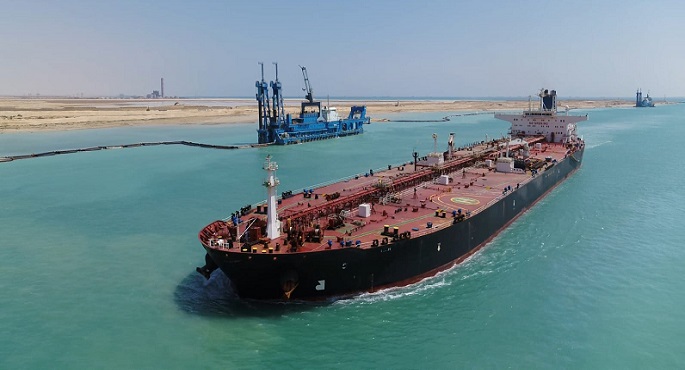بالصور.. هيئة قناة السويس: مشروع التوسعة والتعميق أثبت جدواه بتجنب حوادث جنوح السفن