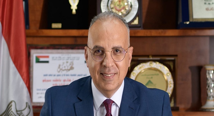 وزير الري يتابع موقف المشروعات المائية وتدبير الأراضى لتنفيذ مشروعات خدمية بمراكز “حياة كريمة”