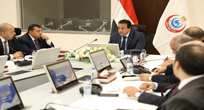 وزير الصحة يوجه بوضع آلية للمتابعة الدورية للمنتفعين من حملة 100 يوم صحة