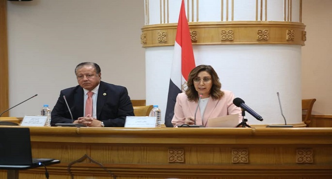 وزيرة الثقافة تفتتح برنامج احتفالات الأعلى للثقافة بالذكرى العاشرة لثورة ٣٠ يونيو