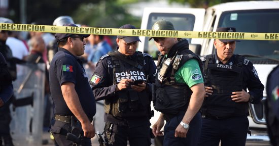 مقتل 11 شخصا بهجوم مسلح على ملعب لكرة القدم فى المكسيك