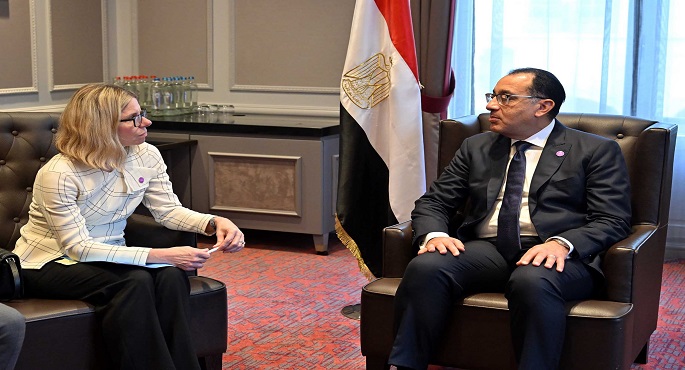 بالصور.. رئيس الوزراء يلتقي المديرة المنتدبة لشئون العمليات بالبنك الدولي في بروكسل