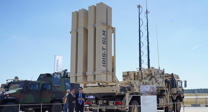 ألمانيا تُسلم أوكرانيا نظام دفاع جوي من طراز “IRIS-T SLM”