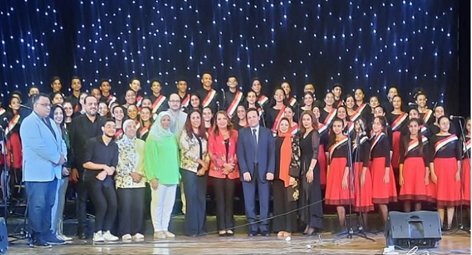 “كورال أطفال” المعهد العالي للموسيقى يشدو بالأغاني الوطنية في اطار احتفالات الذكرى الخمسين لحرب أكتوبر